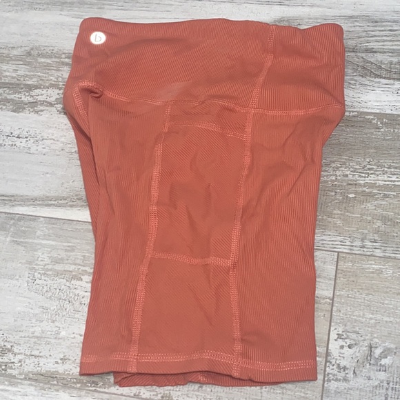 CottonOn Biker Shorts - Picture 2 of 5